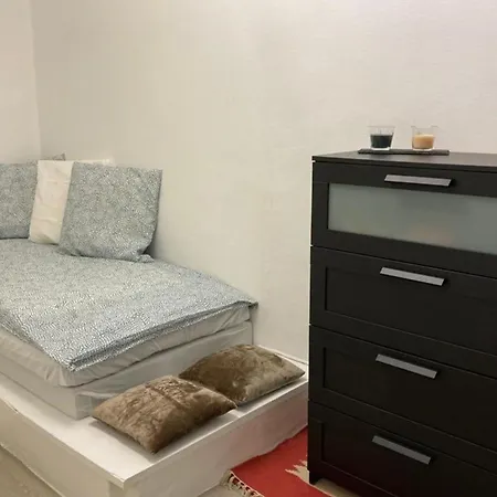 37m At 2 Steps From The Place Des Vosges Апартаменты