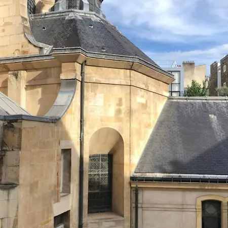 37m At 2 Steps From The Place Des Vosges 아파트 파리