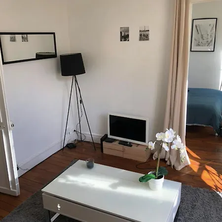 37m At 2 Steps From The Place Des Vosges 아파트 파리