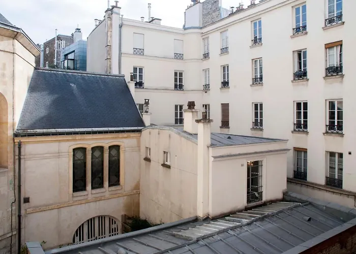 37m At 2 Steps From The Place Des Vosges * Paris