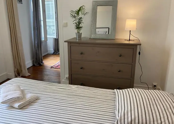 アパート 37m At 2 Steps From The Place Des Vosges *